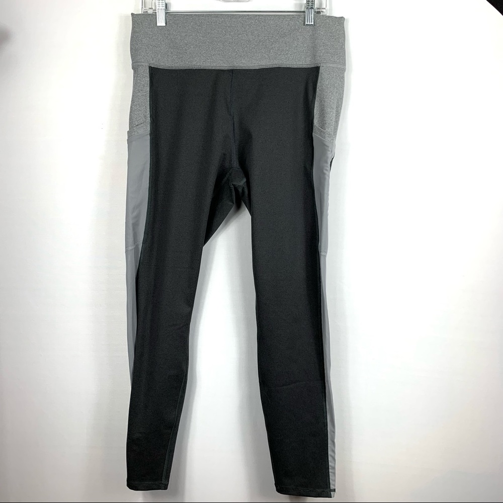 Fabletics On-The-Go Legging - image 2